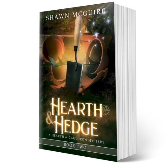 Hearth & Hedge - Hearth & Cauldron Mysteries, Book 2 (PAPERBACK)